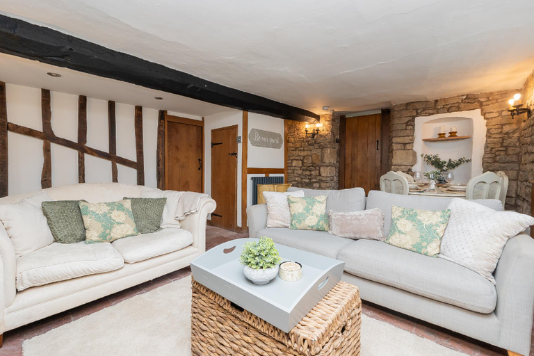 Others 5, Cosy cottage on outskirts of Bath, Bath and North East Somerset