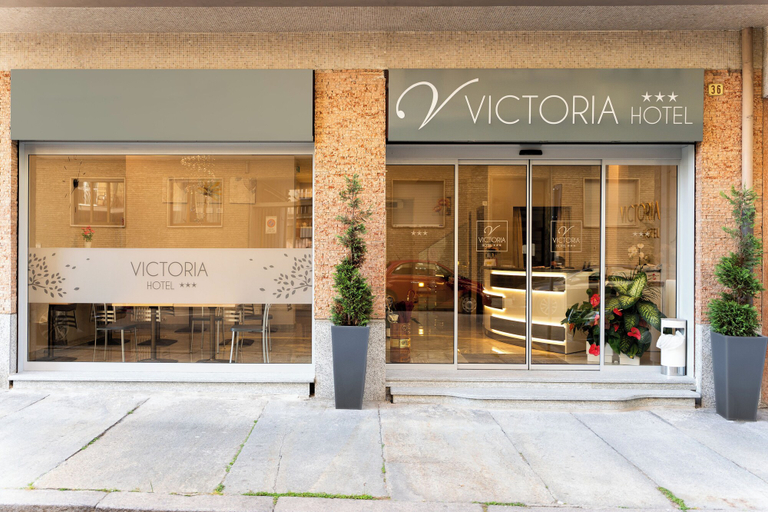 Exterior & Views 2, Hotel Victoria, Cuneo
