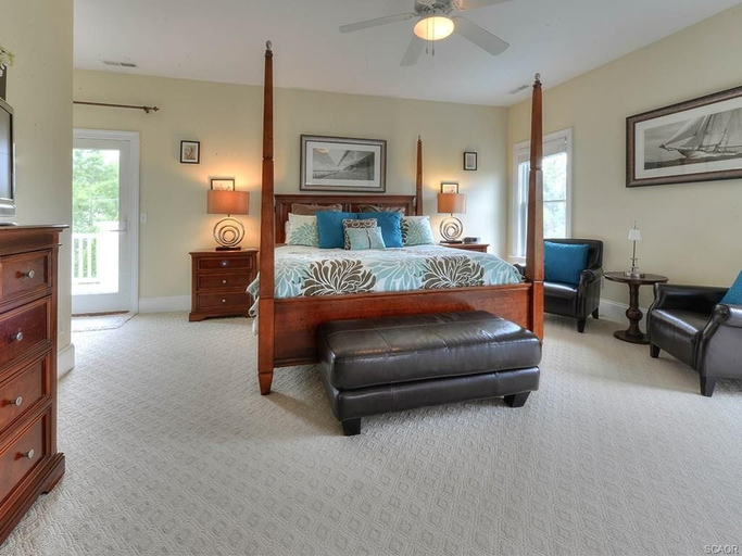 Bedroom 2, Wades Court 11, Sussex