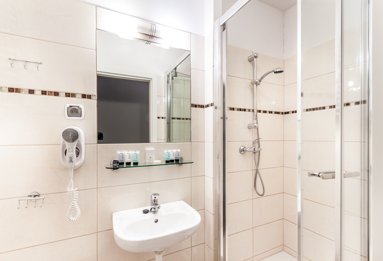 Bathroom 4, Leone Aparthotel, Kraków City