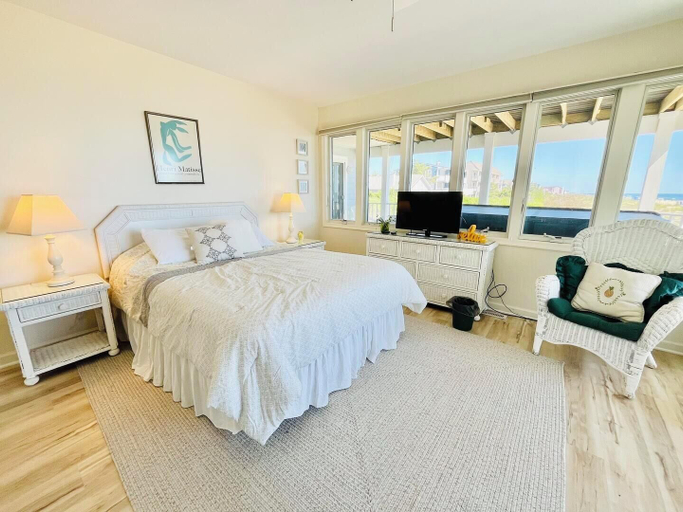 Bedroom 2, Collins Avenue 4, Sussex