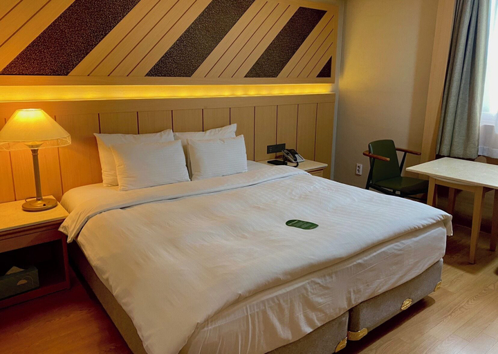 Bedroom 3, Hotel International, Changwon