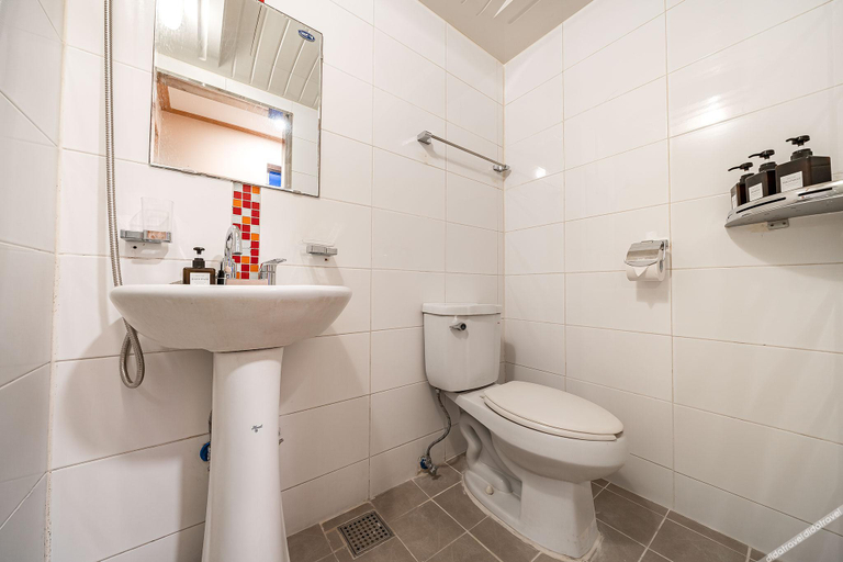 Bathroom 3, Hngstay, Dongjak