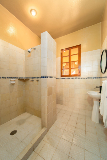 Bathroom 4, Casa Ceiba Huatulco - Adults Only, Dist. Pochutla