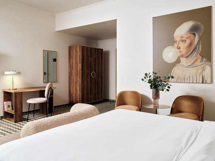 Bedroom 28