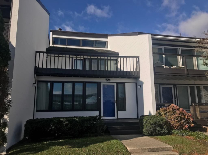 Exterior & Views 1, Harbor Road 59, Sussex