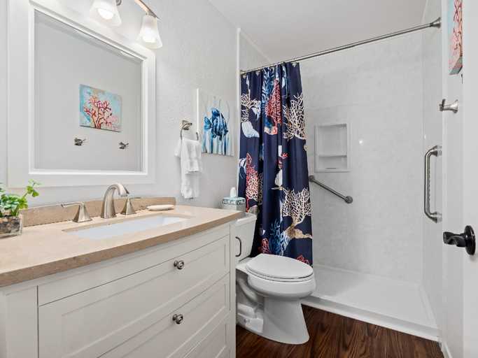 Bathroom, Beautiful Bay View Condo, Aransas