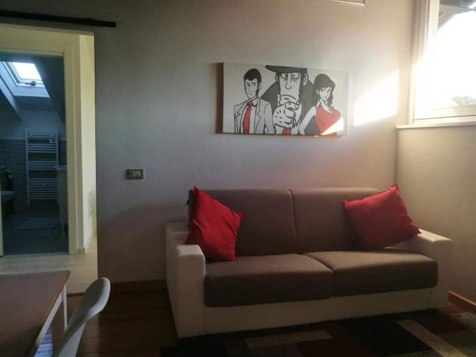 Others 5, EDO'S HOME, Varese