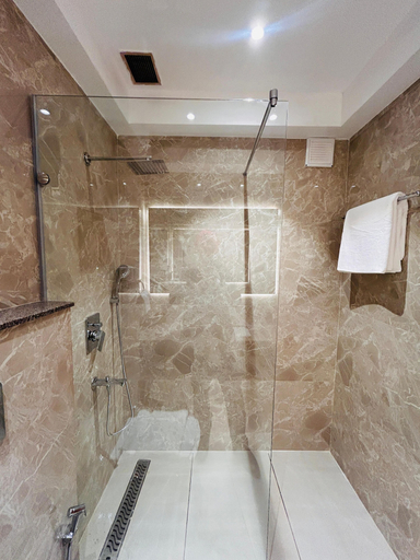 Bathroom 3, Hotel Kamal Palace, Jalandhar