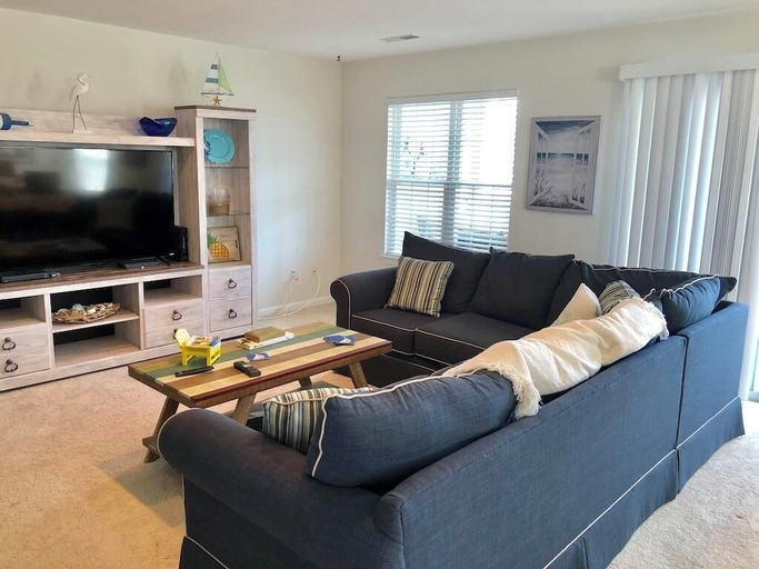Others 5, Sanibel Circle 3600 #3618, Sussex