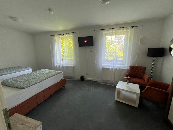 Bedroom 12