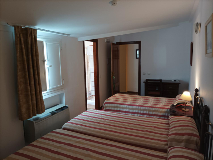 Bedroom 23