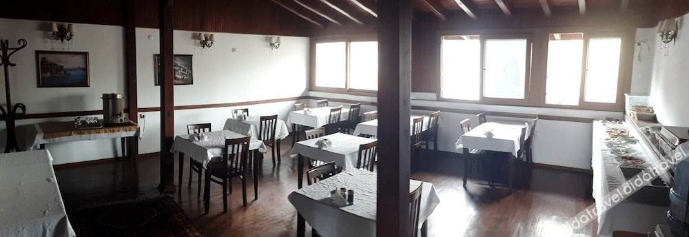 Others 2, DÜNYA OTEL ADANA, Yüreğir