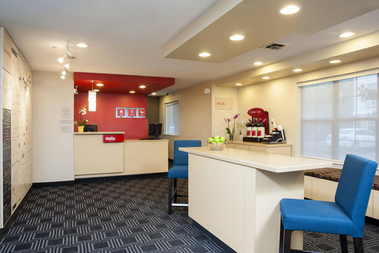 Public Area 2, TownePlace Suites Indianapolis Keystone, Marion