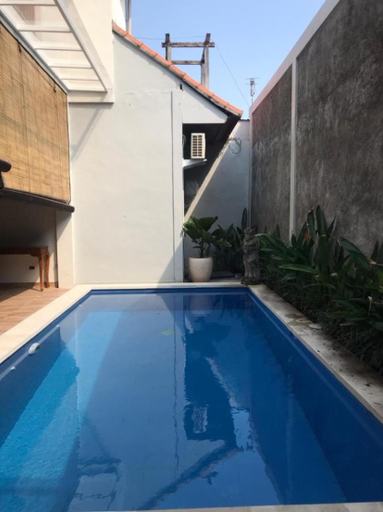 Others 5, Villa Makmur, Badung