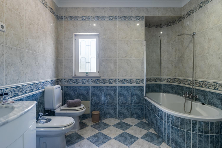Bathroom 2, Quinta da Falfeira, Lagos