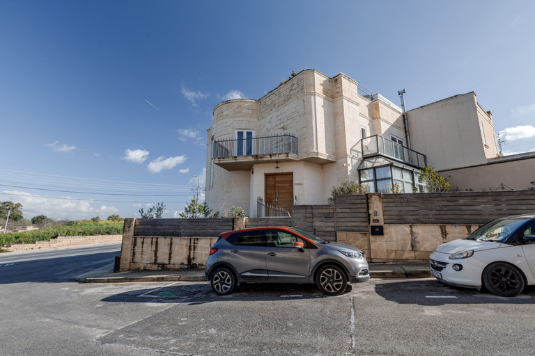 Exterior & Views, Talbot & Bons Aparthotel