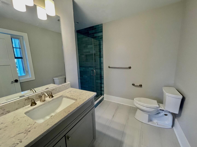 Bathroom 3, ST Lawrence Street 21, Sussex