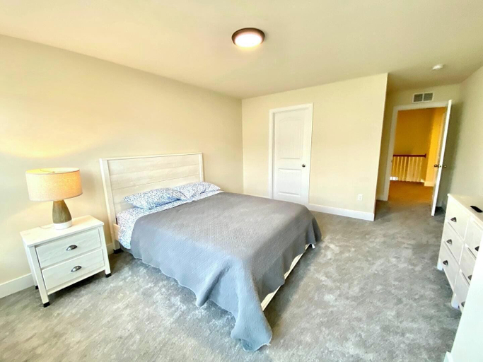 Bedroom 2, Venice Court 21675, Sussex