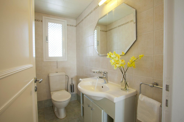 Bathroom 3, Protaras Pearl in Protaras