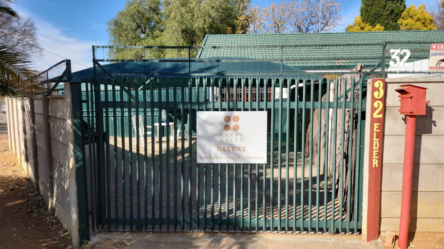 Others 5, Happy Haven, Lejweleputswa