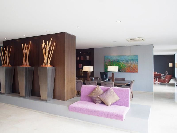 Others 5, Ciutat Martorell, Barcelona