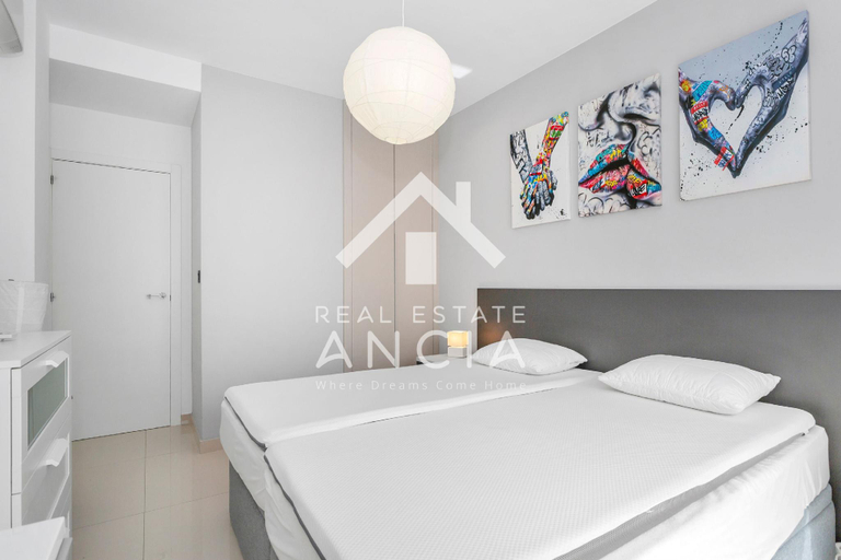 Bedroom 4, Casa Banksy in Guardamar, Alicante