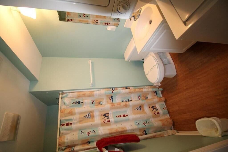 Bedroom 2, Delaware Avenue 16B, Sussex