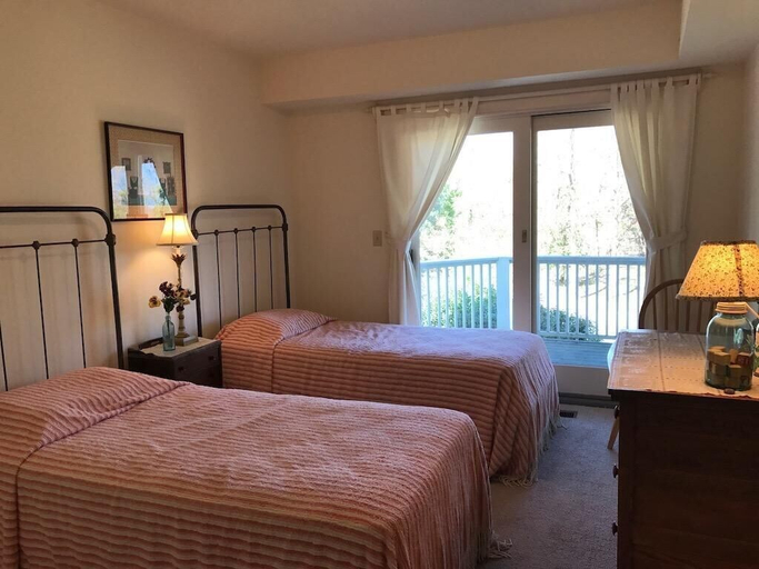 Bedroom 2, Surf Avenue 47, Sussex