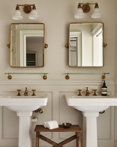 Bathroom 3, Inness, Ulster