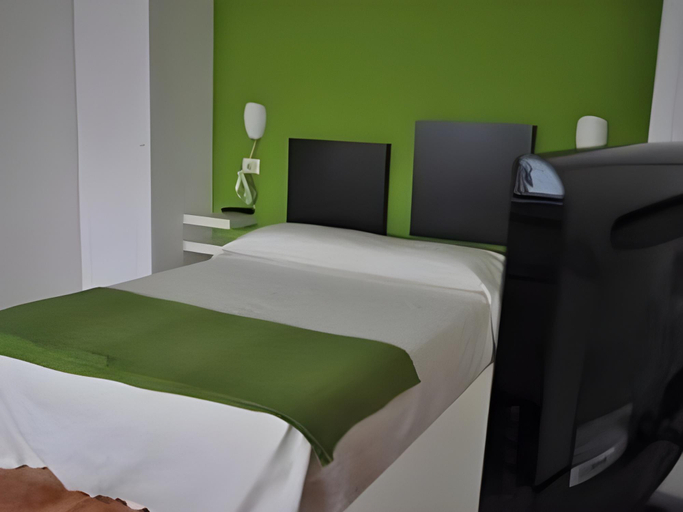 2, Hotel Praia de Quenxe, A Coruña