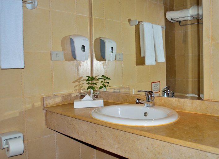 Bathroom 5, JAZ Neo Naama Bay, Sharm el-Sheikh