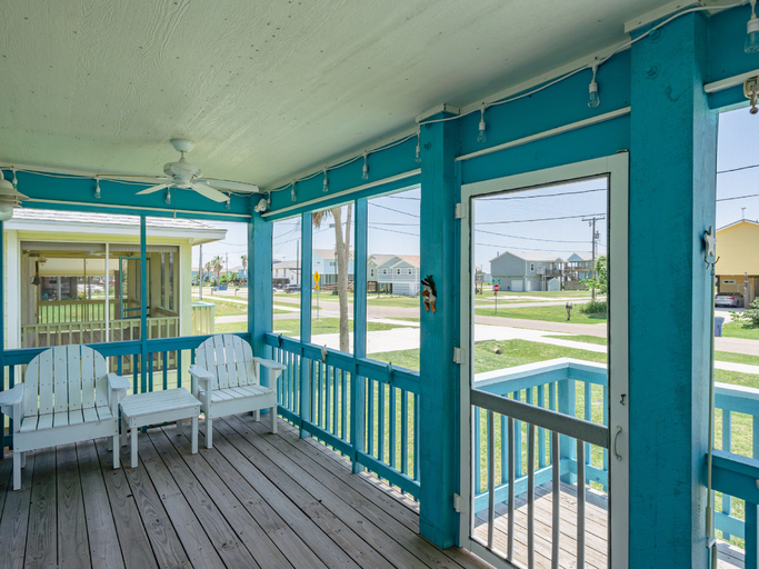 Others 5, Turtles Nest, Aransas
