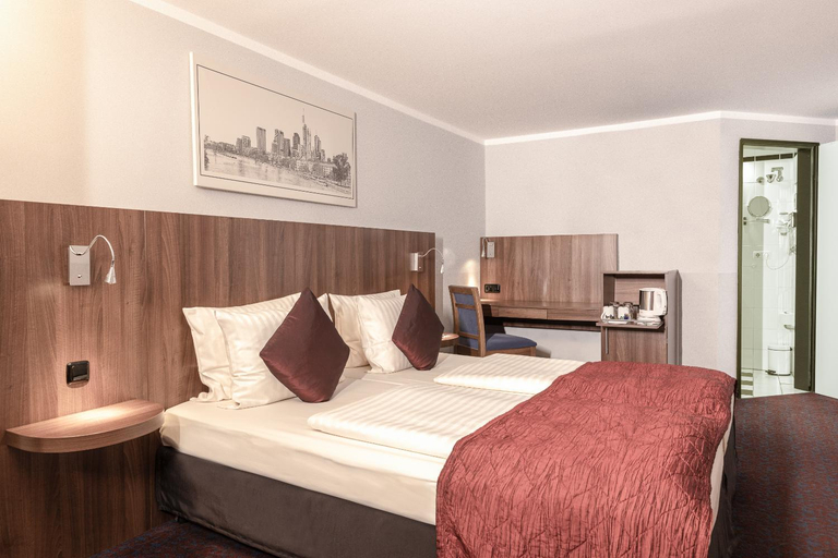 Bedroom 12