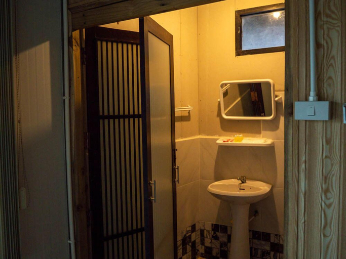 Bathroom 3, Beach Box Resort, Muang Rayong
