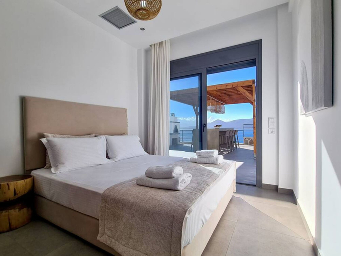 Room 3, Villa Empeiria Paleros, West Greece