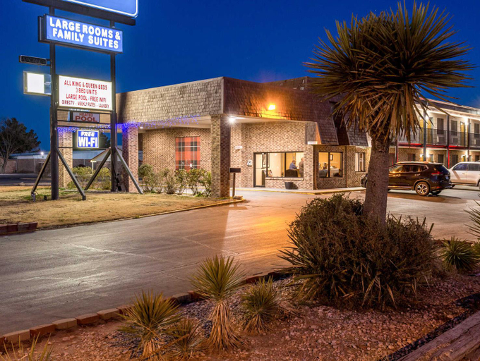 Exterior & Views 1, Rodeway Inn Carlsbad Caverns Area, Eddy