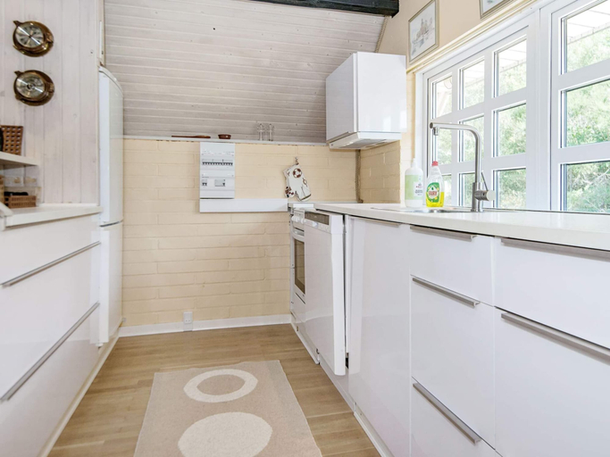 Others 5, 6 person holiday home in Ebeltoft, Syddjurs