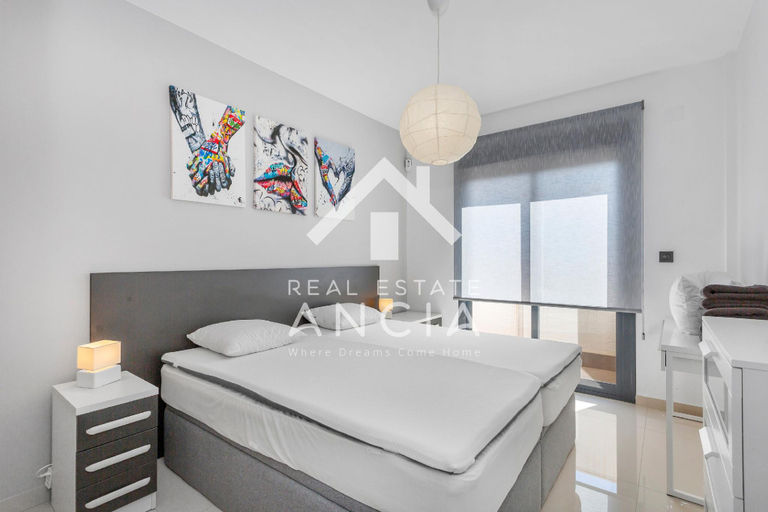 Bedroom 3, Casa Banksy in Guardamar, Alicante