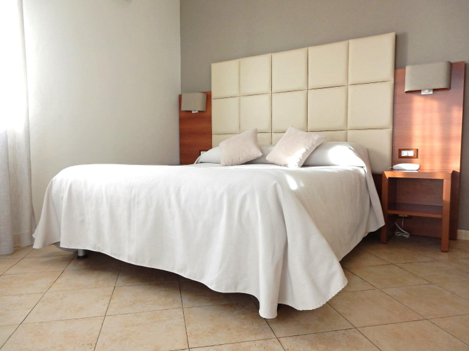 Bedroom 12