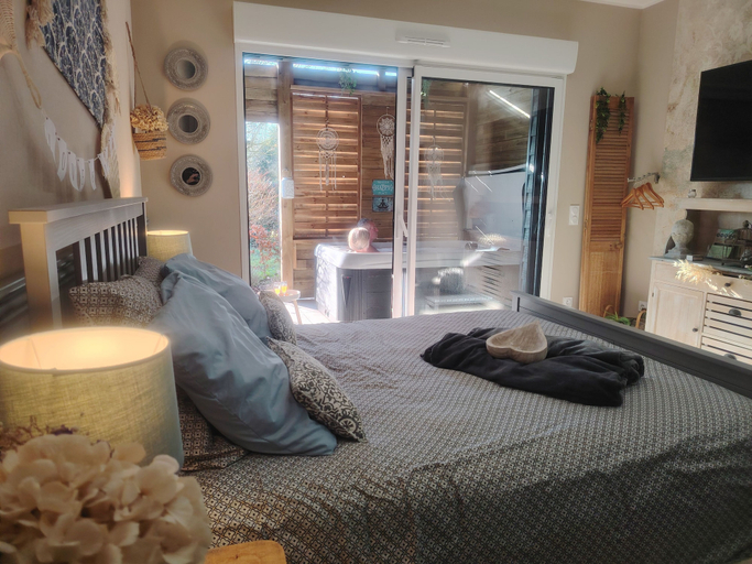 Bedroom 3, Suites Spa Détente de la lys, Nord