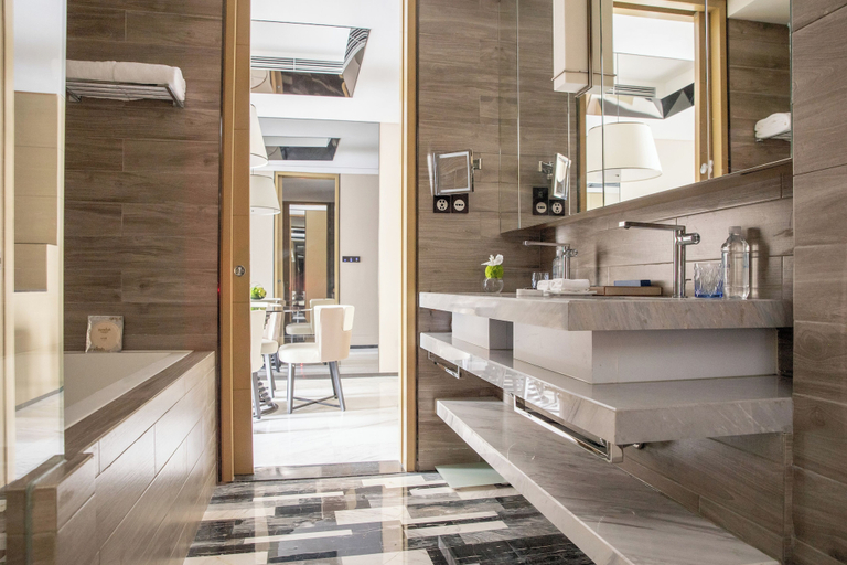 Bathroom 4, Jumeirah Living Guangzhou, Guangzhou