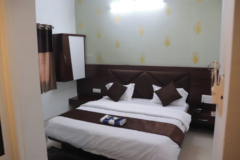 Bedroom 5, Hotel Shivalay Palace, West Nimar