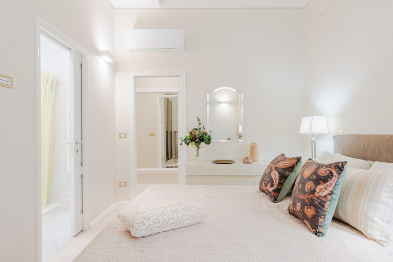 Bedroom 3, The Silk Thread the Luxury 3 Bedrooms Apartment, Lucca
