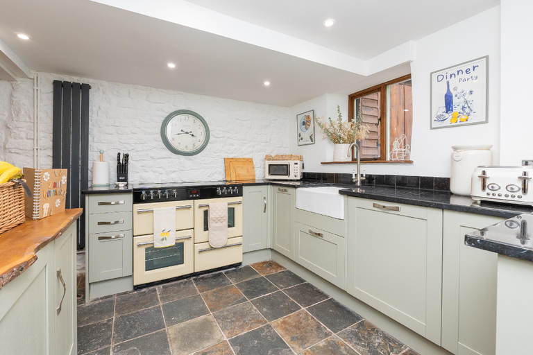 Others 3, Cosy cottage on outskirts of Bath, Bath and North East Somerset