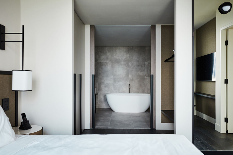 Bathroom 5, Hyatt Place Melbourne, Caribbean Park, Knox - South
