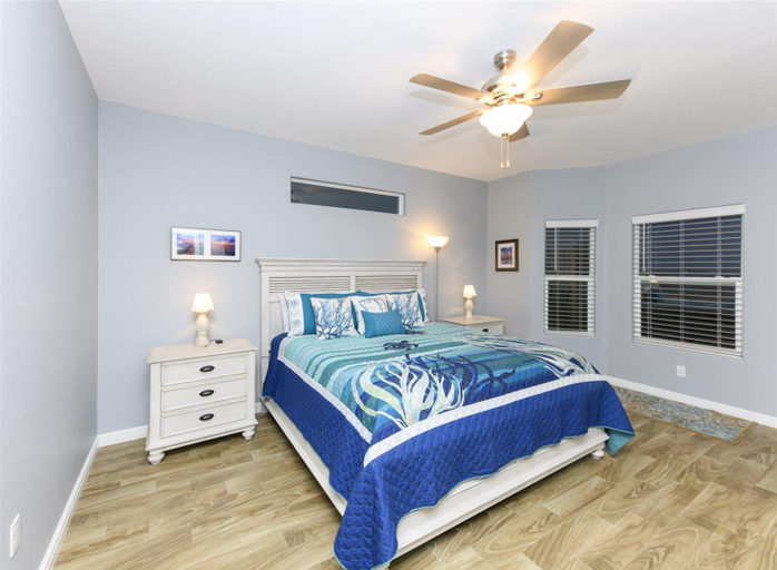 Bedroom 2, Blue Crab Cove, Aransas