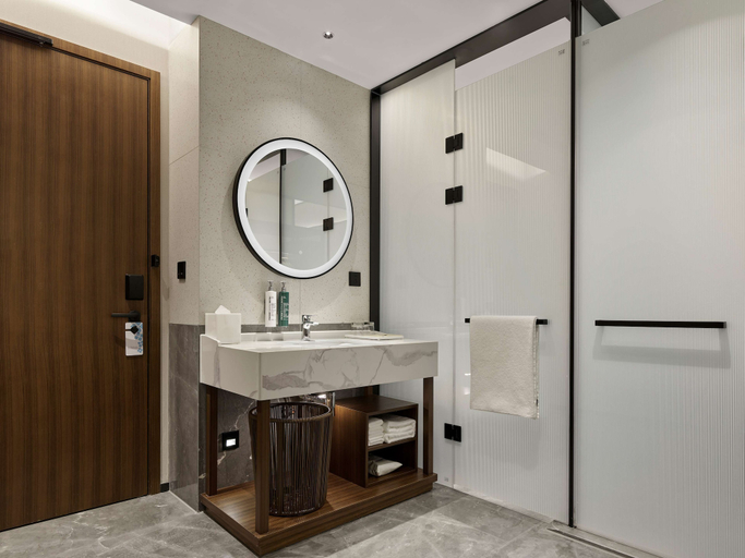 Bathroom 4, Hilton Garden Inn Datong Pingcheng, Datong
