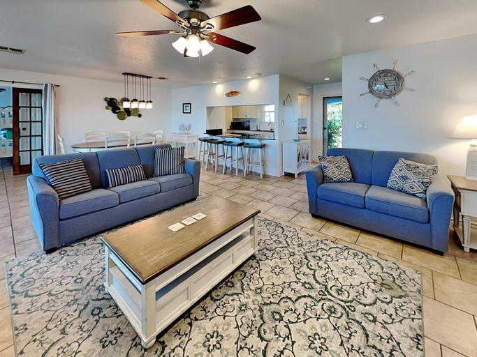 Others 5, Going Coastal, Aransas