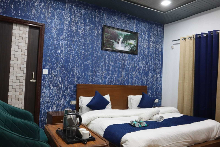 Bedroom 5, Hotel Everest Highland by Krishiv, Dehradun